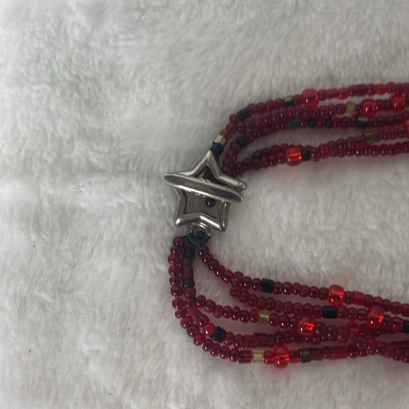 Handmade vintage beaded necklace and earring set. - Picture 4 of 6